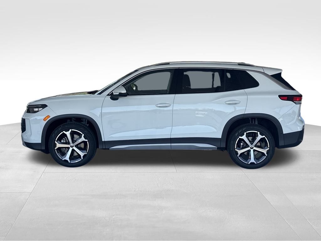 2025 Volkswagen Tiguan SE photo 2