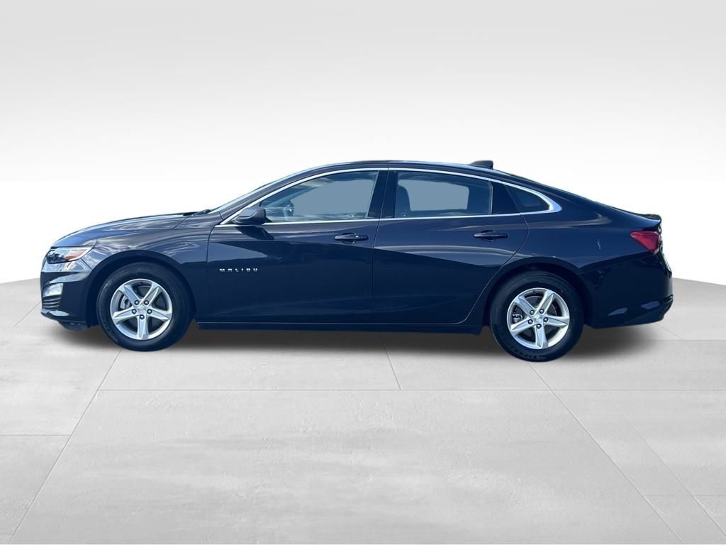 2023 Chevrolet Malibu LS photo 4