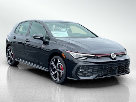 2025 Volkswagen Golf GTI 2.0T SE Hatchback