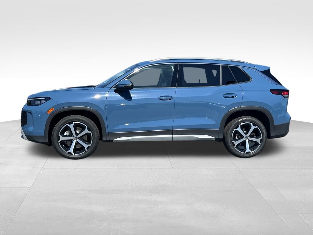 2025 Volkswagen Tiguan SE photo 4