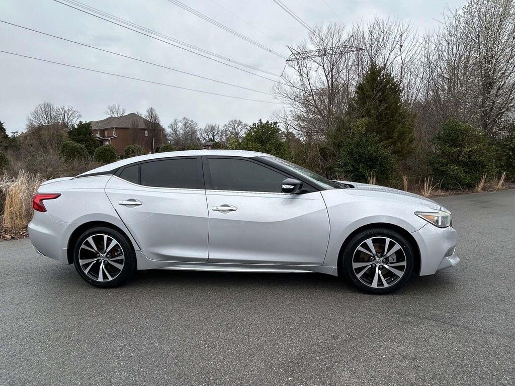 Used 2018 Nissan Maxima 3.5 SV Sedan