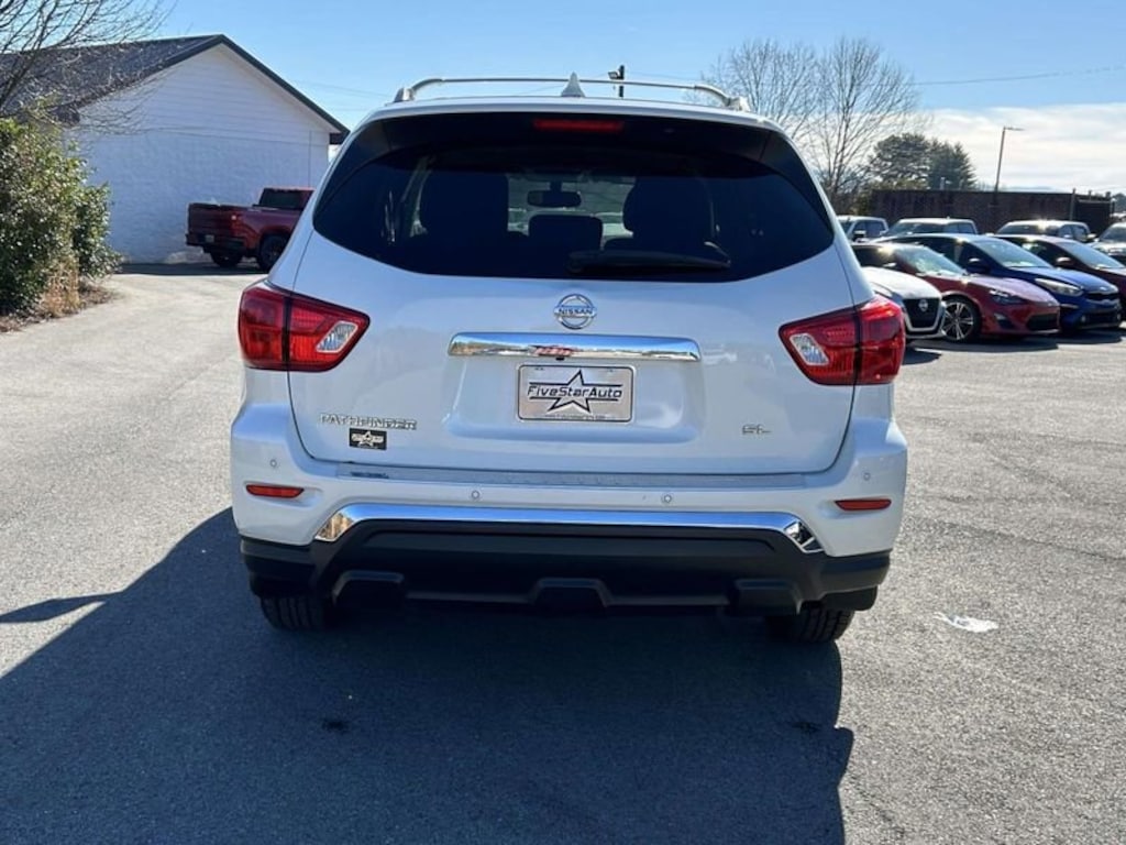Used 2019 Nissan Pathfinder SL SUV