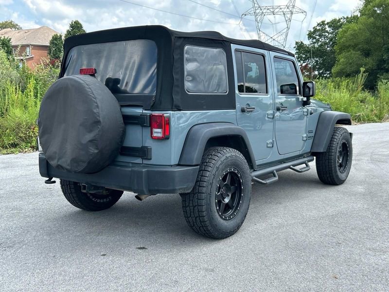 2015 Jeep Wrangler Unlimited Sport photo 3