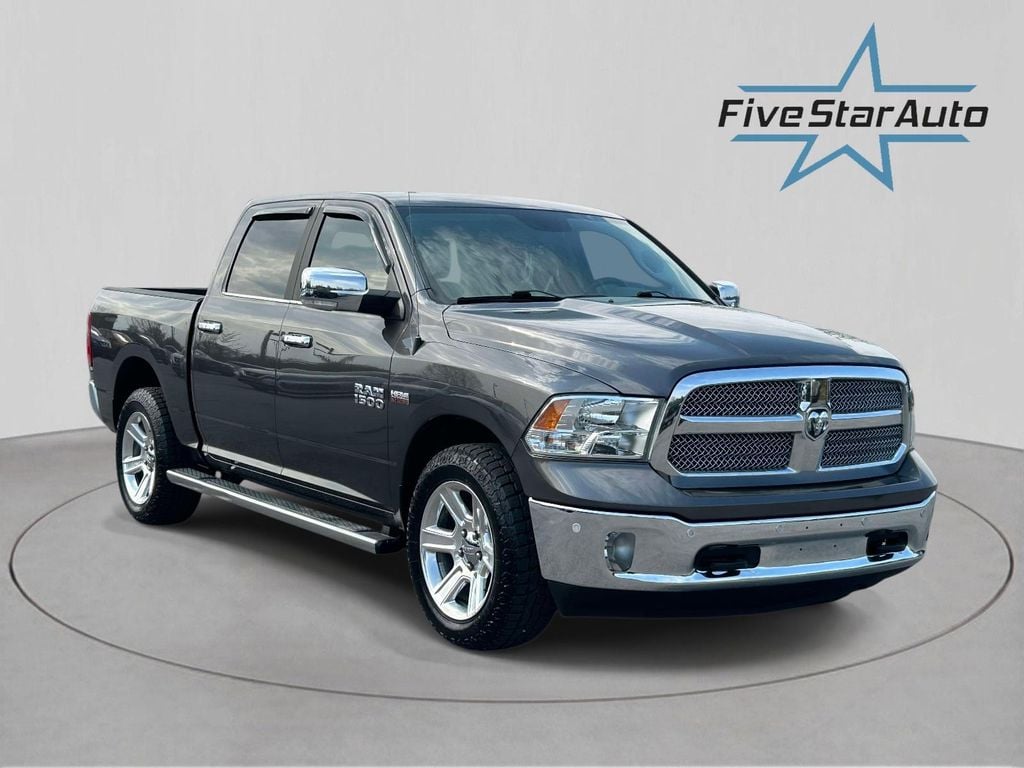 2017 RAM 1500 Lone Star Silver 4x4 Crew Cab 5'7's photo