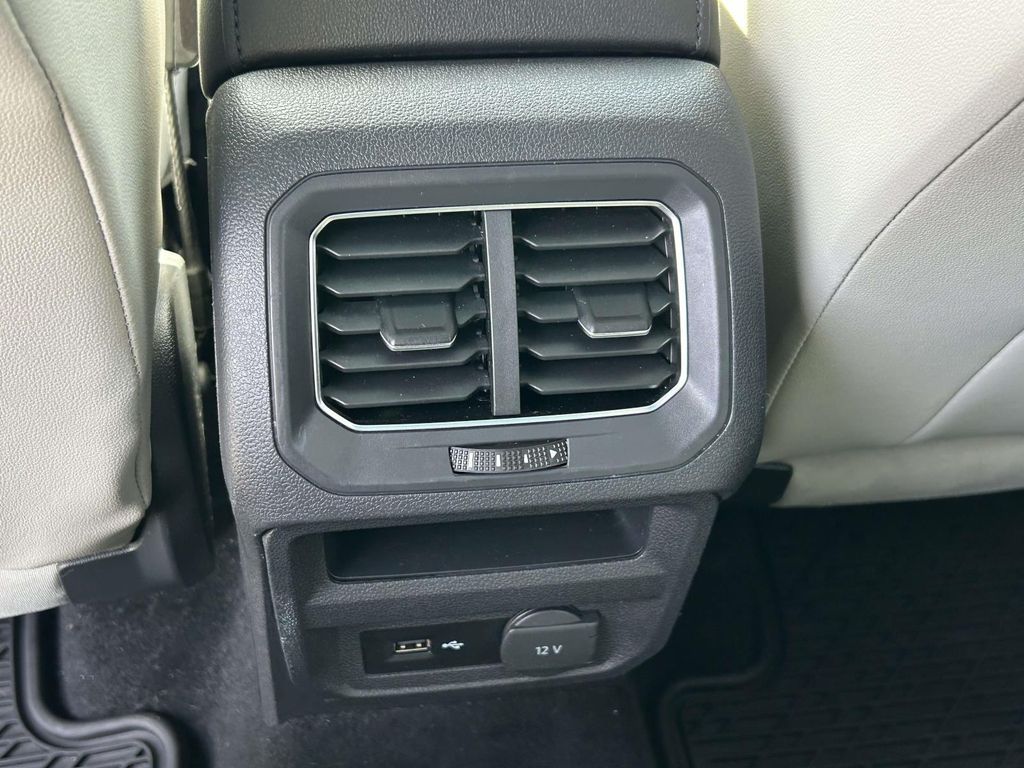 2018 Volkswagen Tiguan SEL - Photo 16