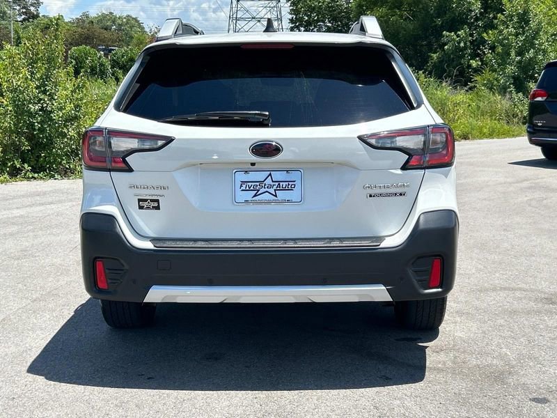 2020 Subaru Outback Touring XT photo 4