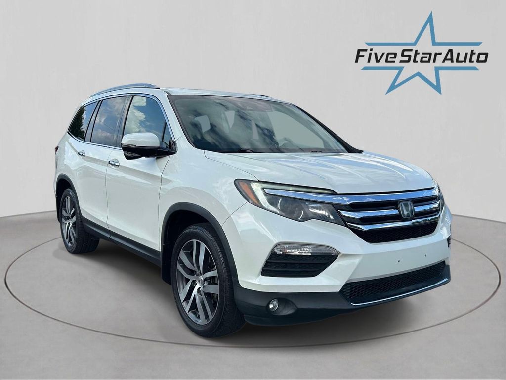 2017 Honda Pilot 2WD Touring's photo