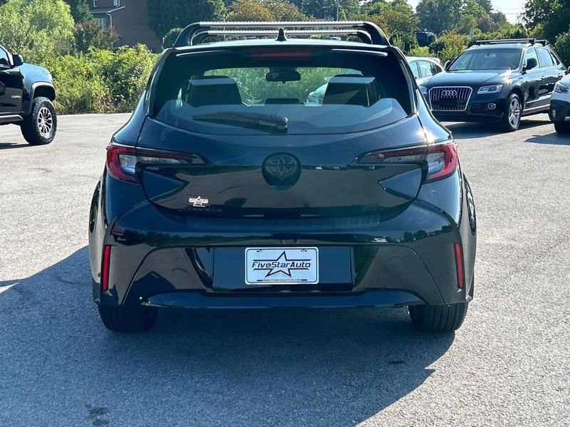 2025 Toyota Corolla SE photo 4