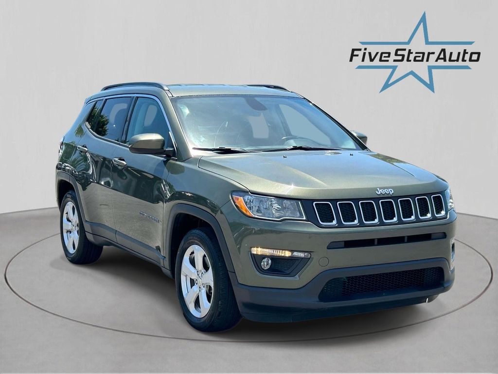 2018 Jeep Compass Latitude's photo