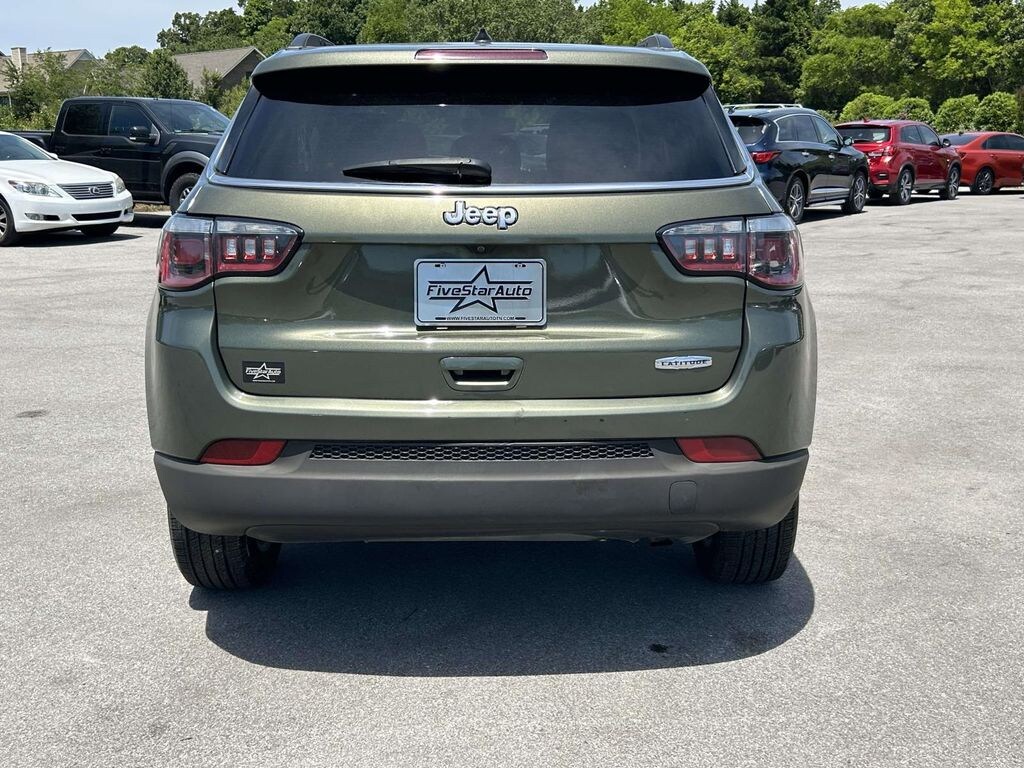 Used 2018 Jeep Compass Latitude FWD SUV
