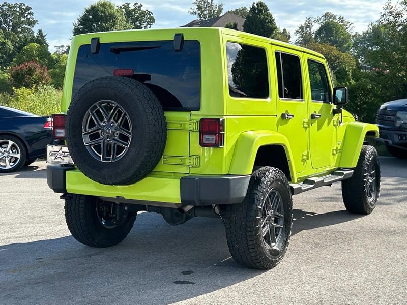 2017 Jeep Wrangler Unlimited Sahara photo 3