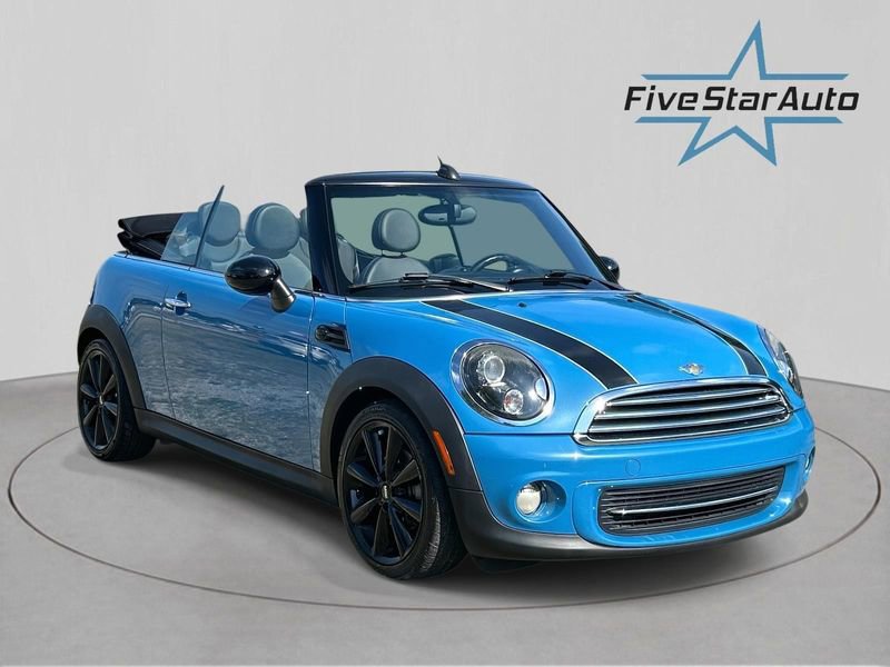 2014 MINI Cooper Base's photo