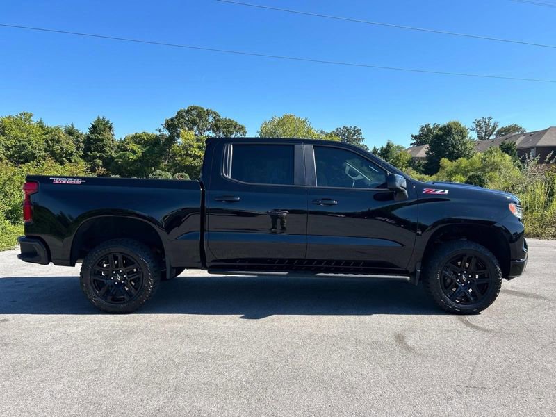 2022 Chevrolet Silverado 1500 LT Trail Boss photo 2