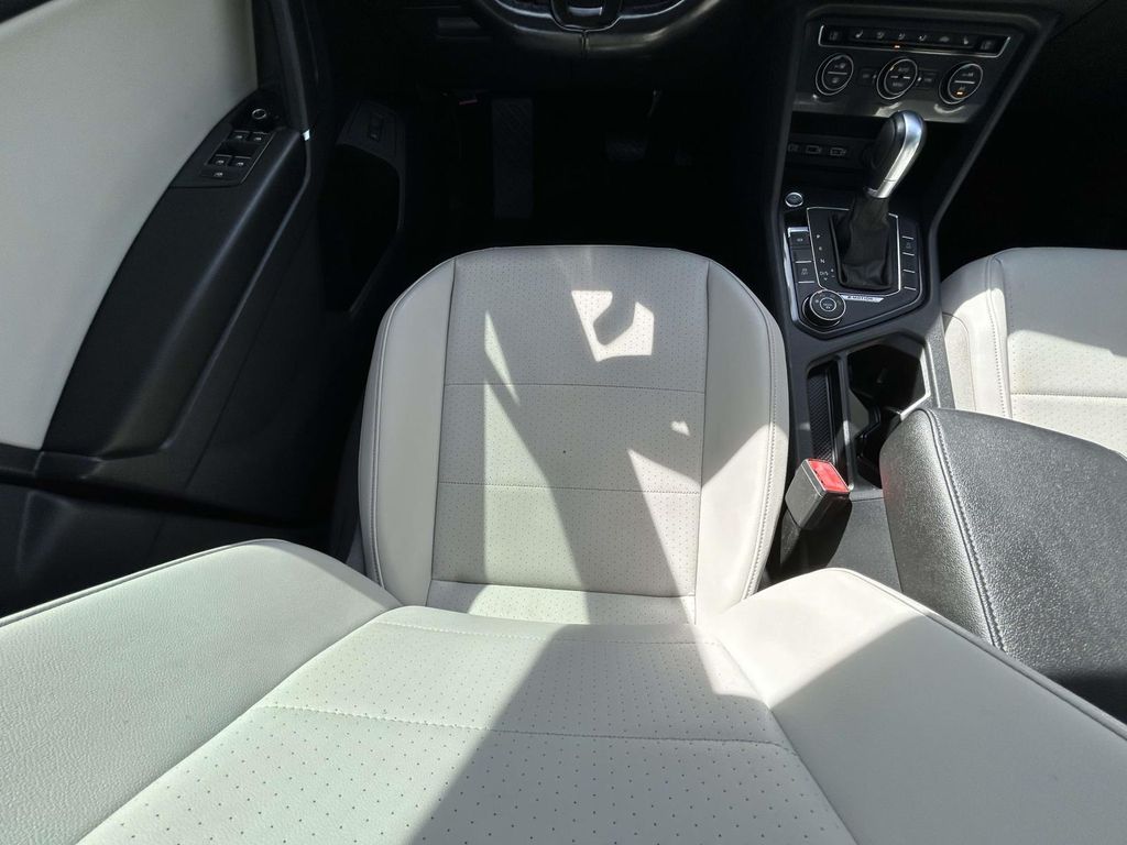 2018 Volkswagen Tiguan SEL - Photo 14