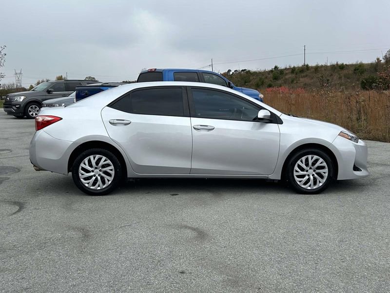 2017 Toyota Corolla XLE XSE Special Edition photo 2