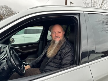 Staff member James Abbott from ID_28557ad98e7f