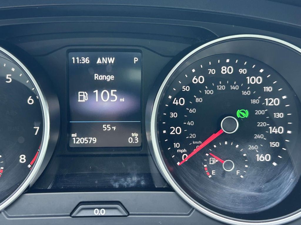 2018 Volkswagen Tiguan SEL - Photo 25