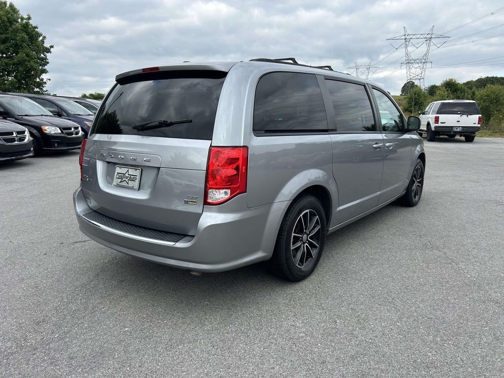 Used 2019 Dodge Grand Caravan GT Van Passenger Van