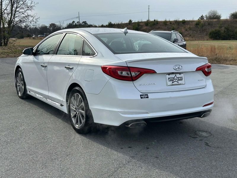 2015 Hyundai Sonata Limited Sport photo 4