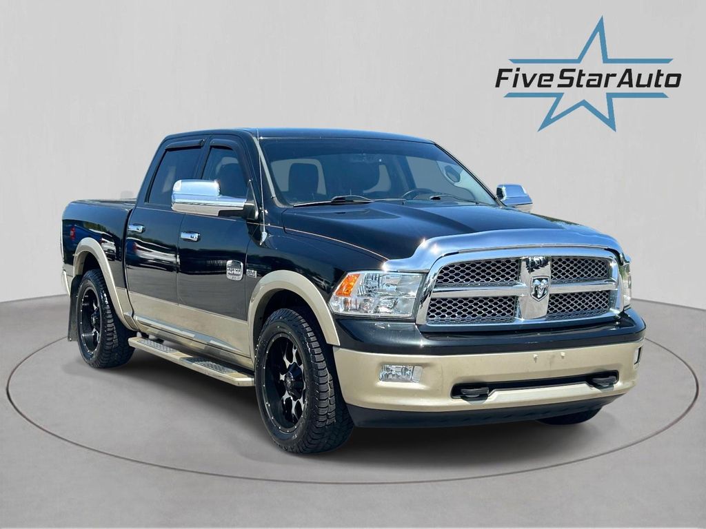 2011 RAM 1500 SLT Crew Cab's photo