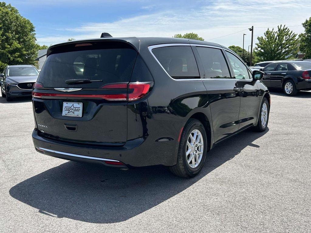 Used 2023 Chrysler Pacifica Touring L Van Passenger Van
