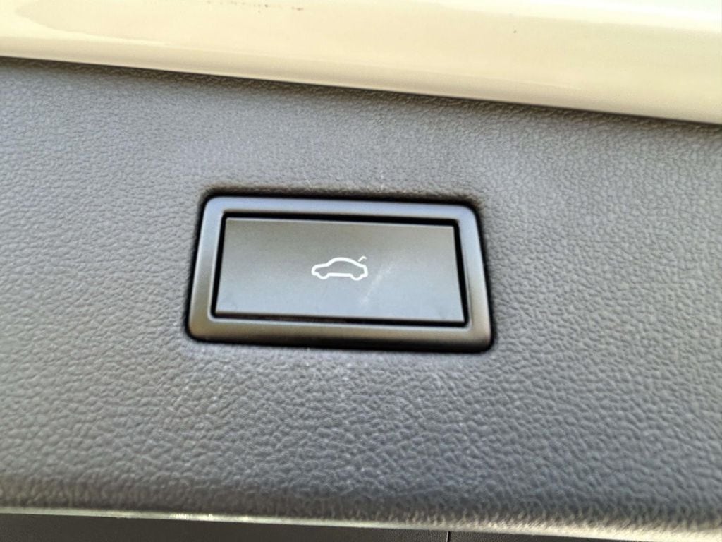 2018 Volkswagen Tiguan SEL - Photo 19