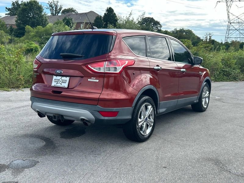 2015 Ford Escape SE photo 3