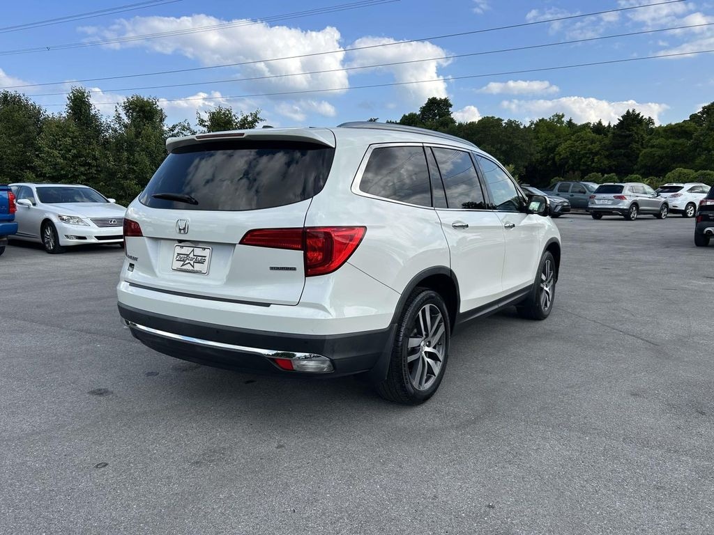 Used 2017 Honda Pilot Touring FWD SUV