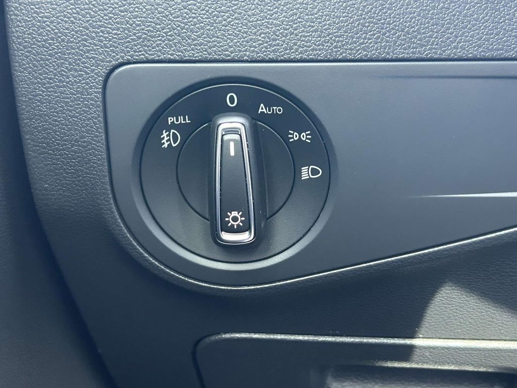 2018 Volkswagen Tiguan SEL - Photo 22