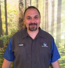 Staff member Justin Velasco from ID_6c3ca7