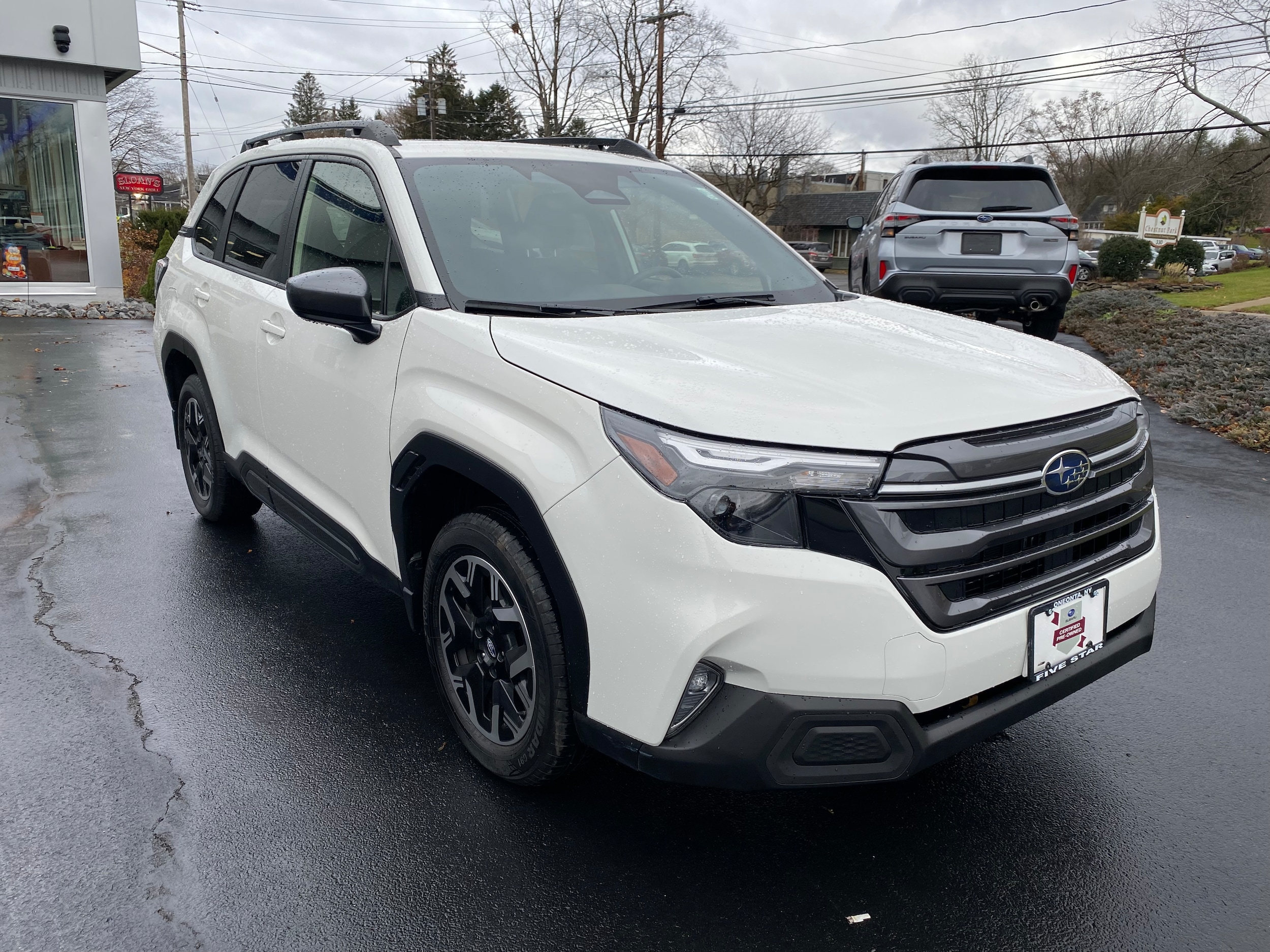 2025 Subaru Forester Premium's photo
