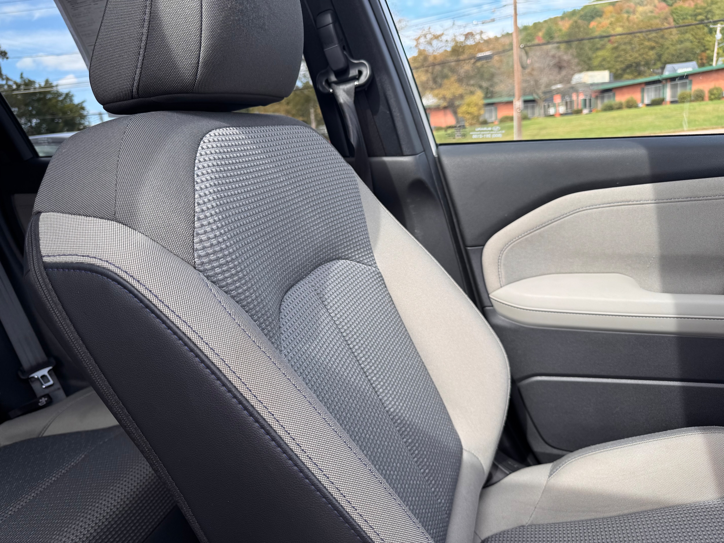 2025 Subaru Forester Premium - Photo 11