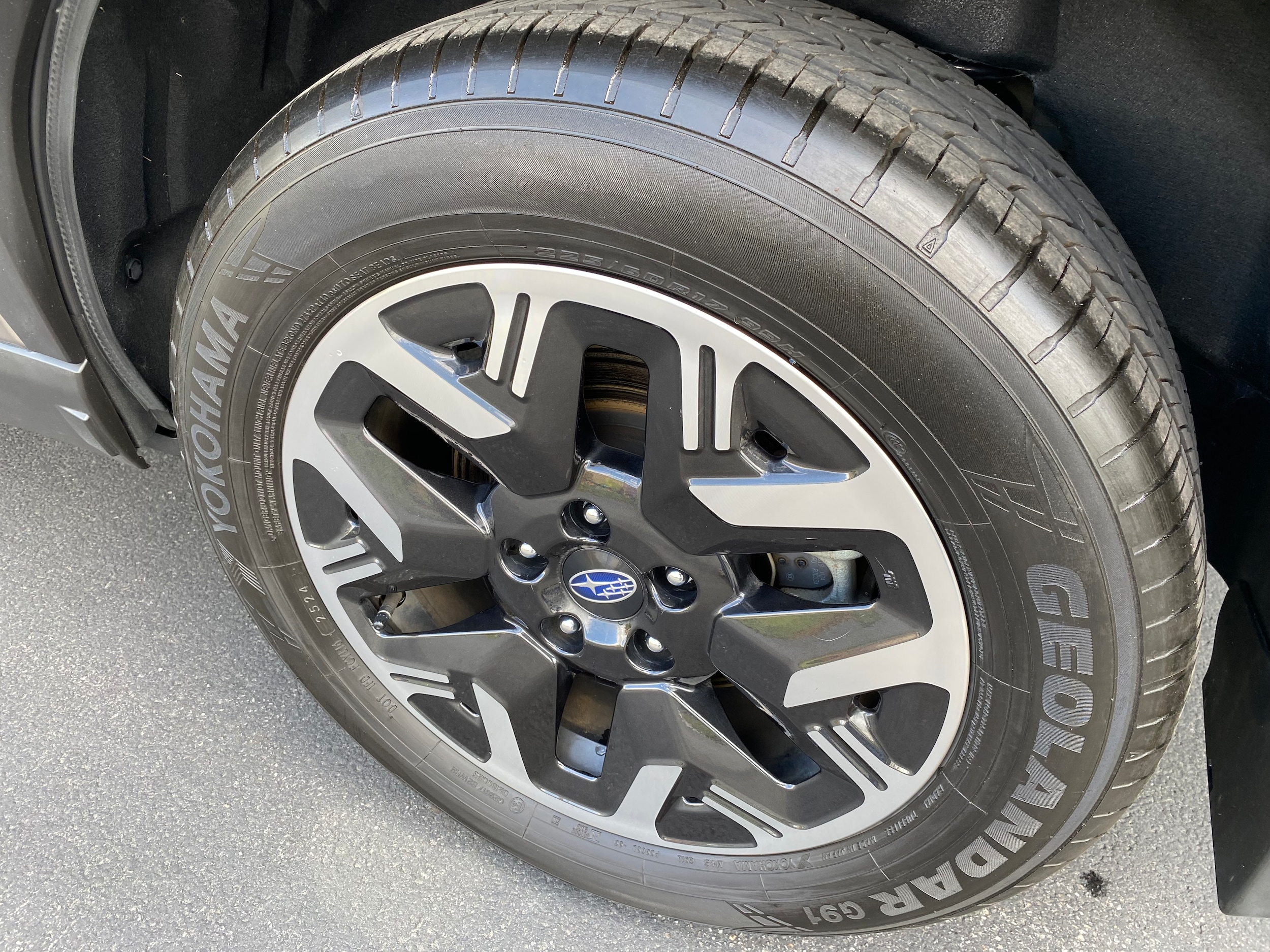 2025 Subaru Forester Premium - Photo 17