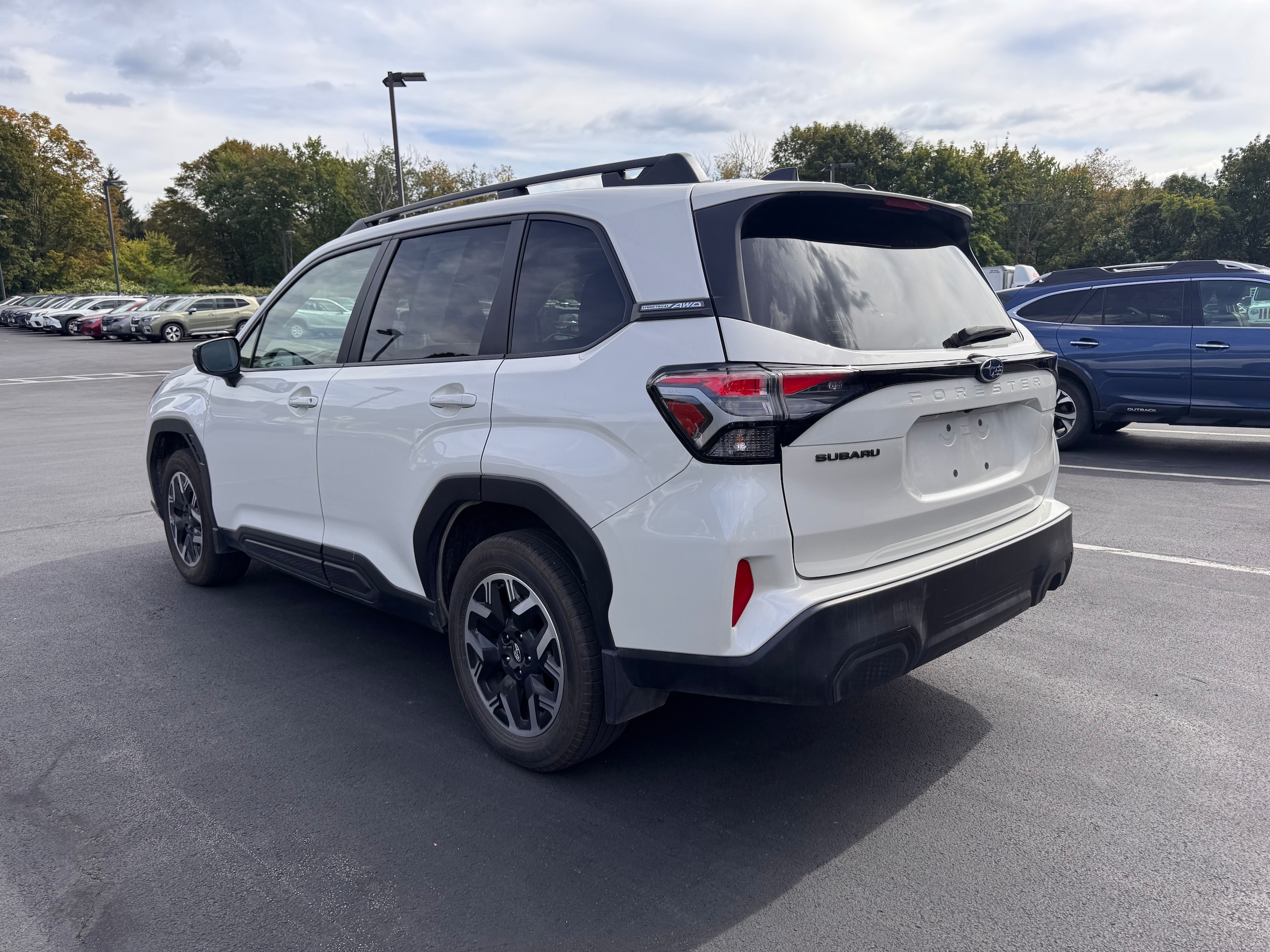 2025 Subaru Forester Premium - Photo 6