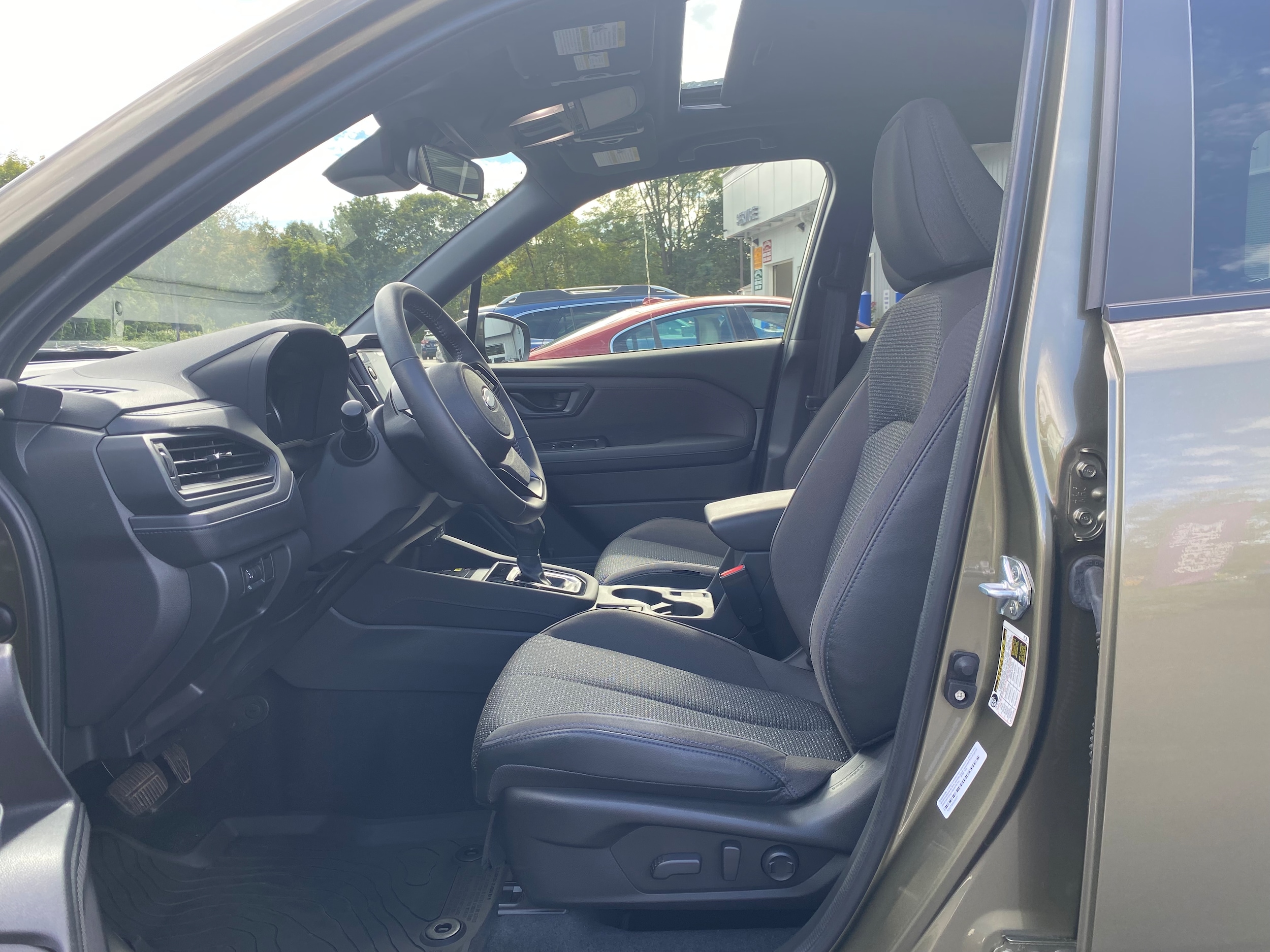 2025 Subaru Forester Premium - Photo 9