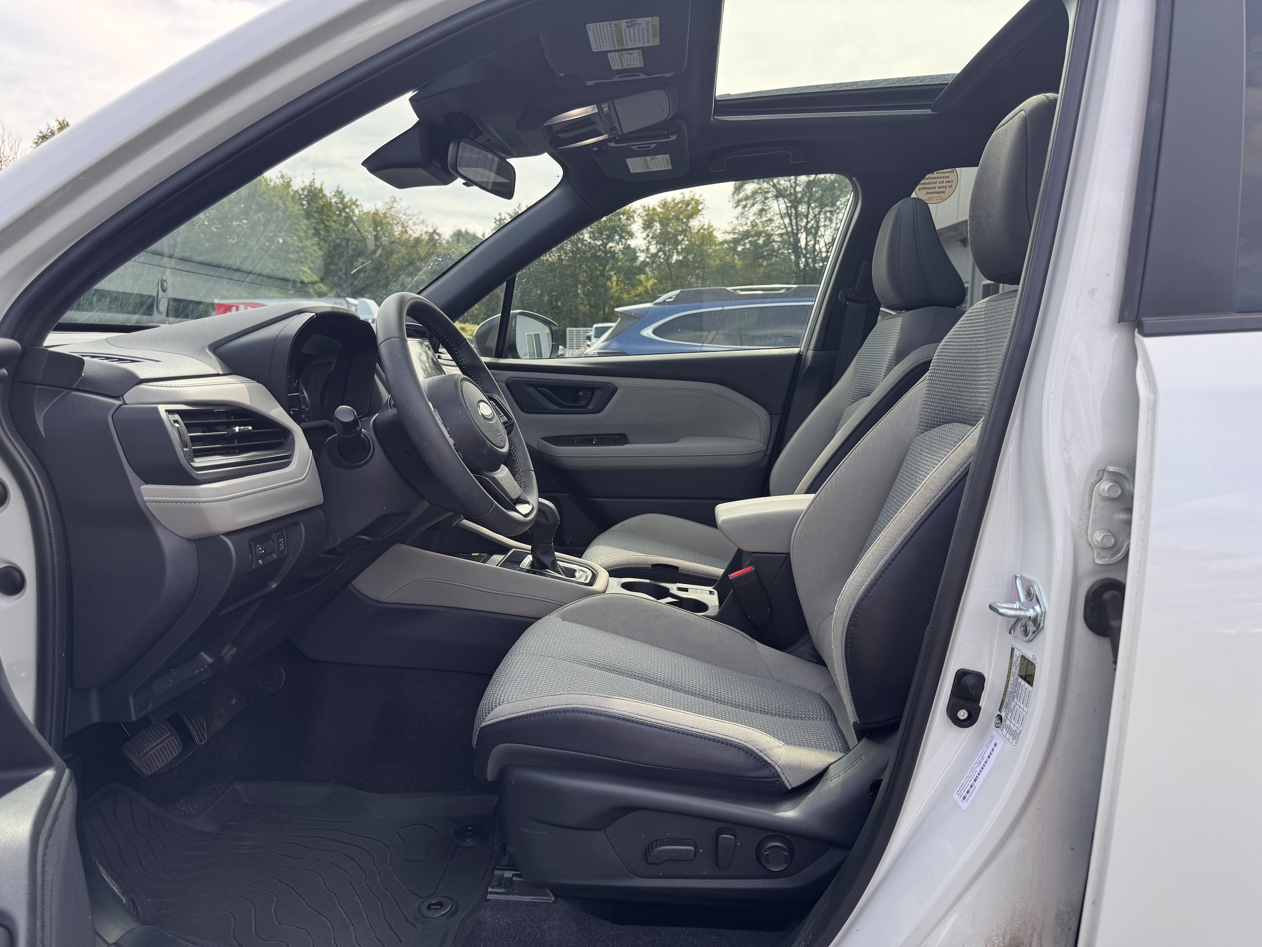 2025 Subaru Forester Premium - Photo 9