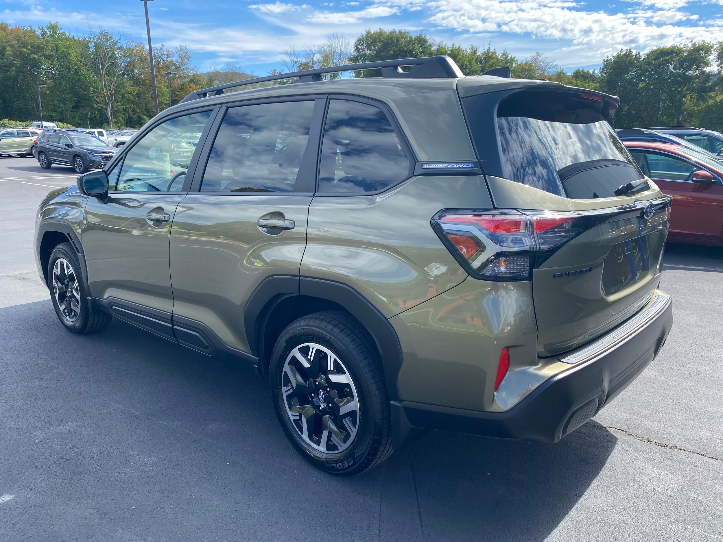 2025 Subaru Forester Premium - Photo 6