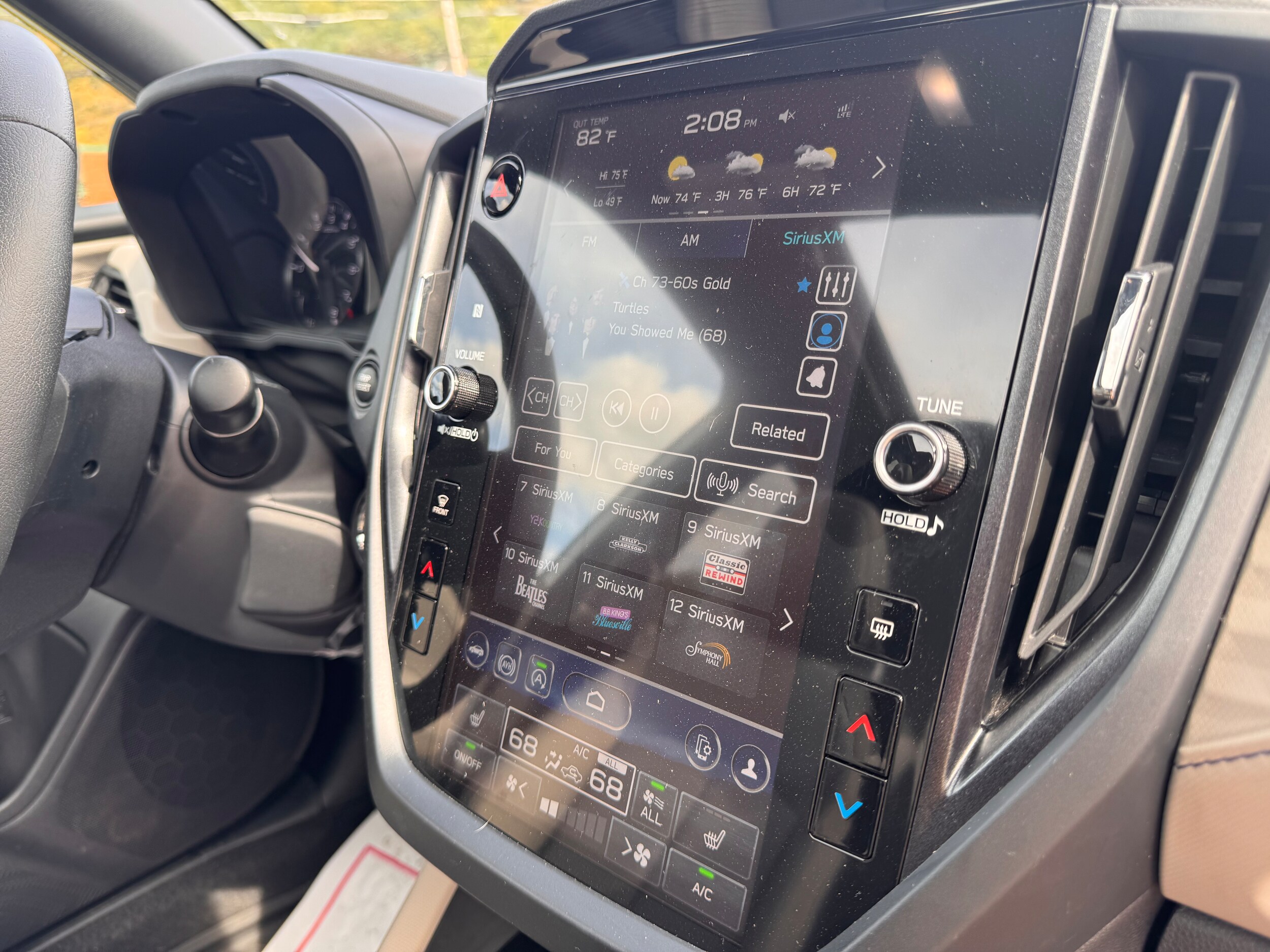 2025 Subaru Forester Premium - Photo 13