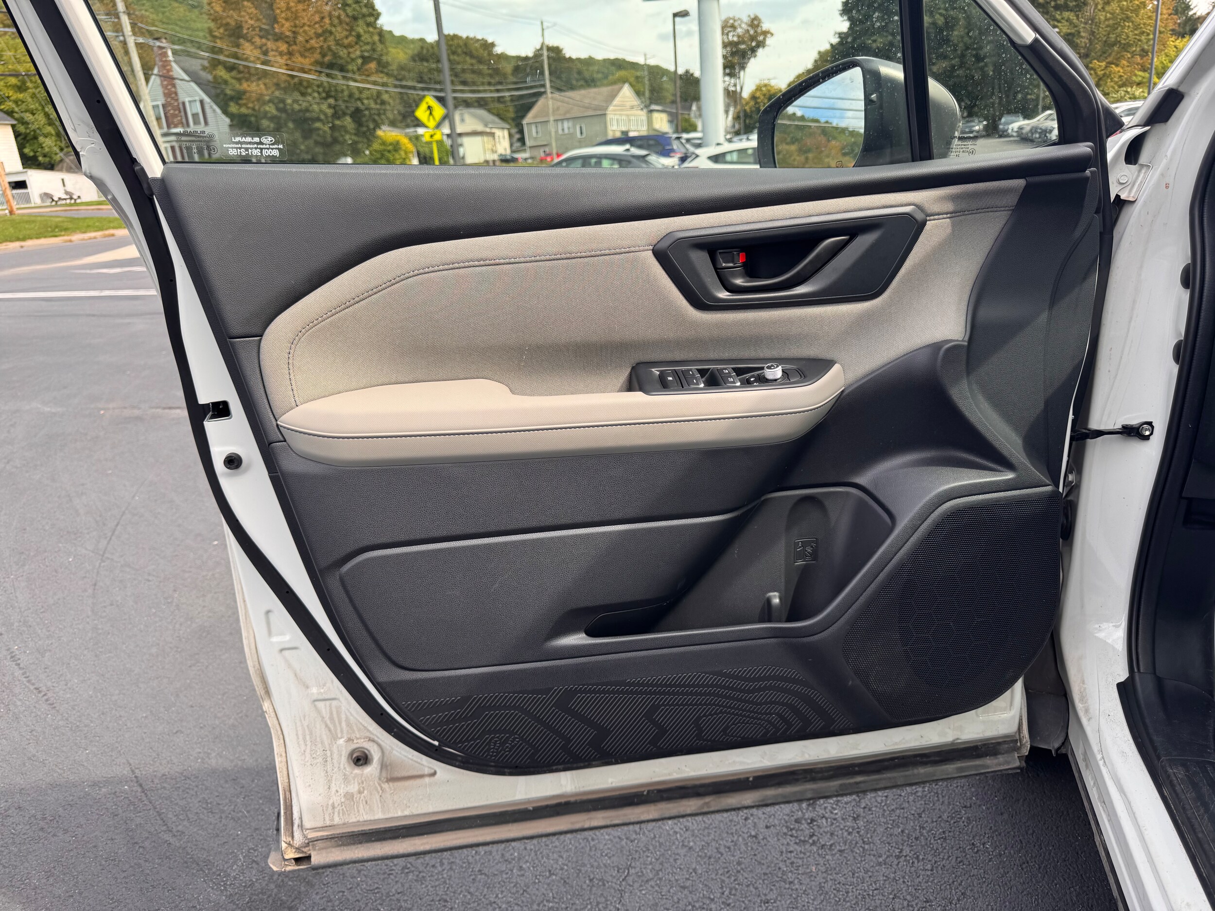2025 Subaru Forester Premium - Photo 16