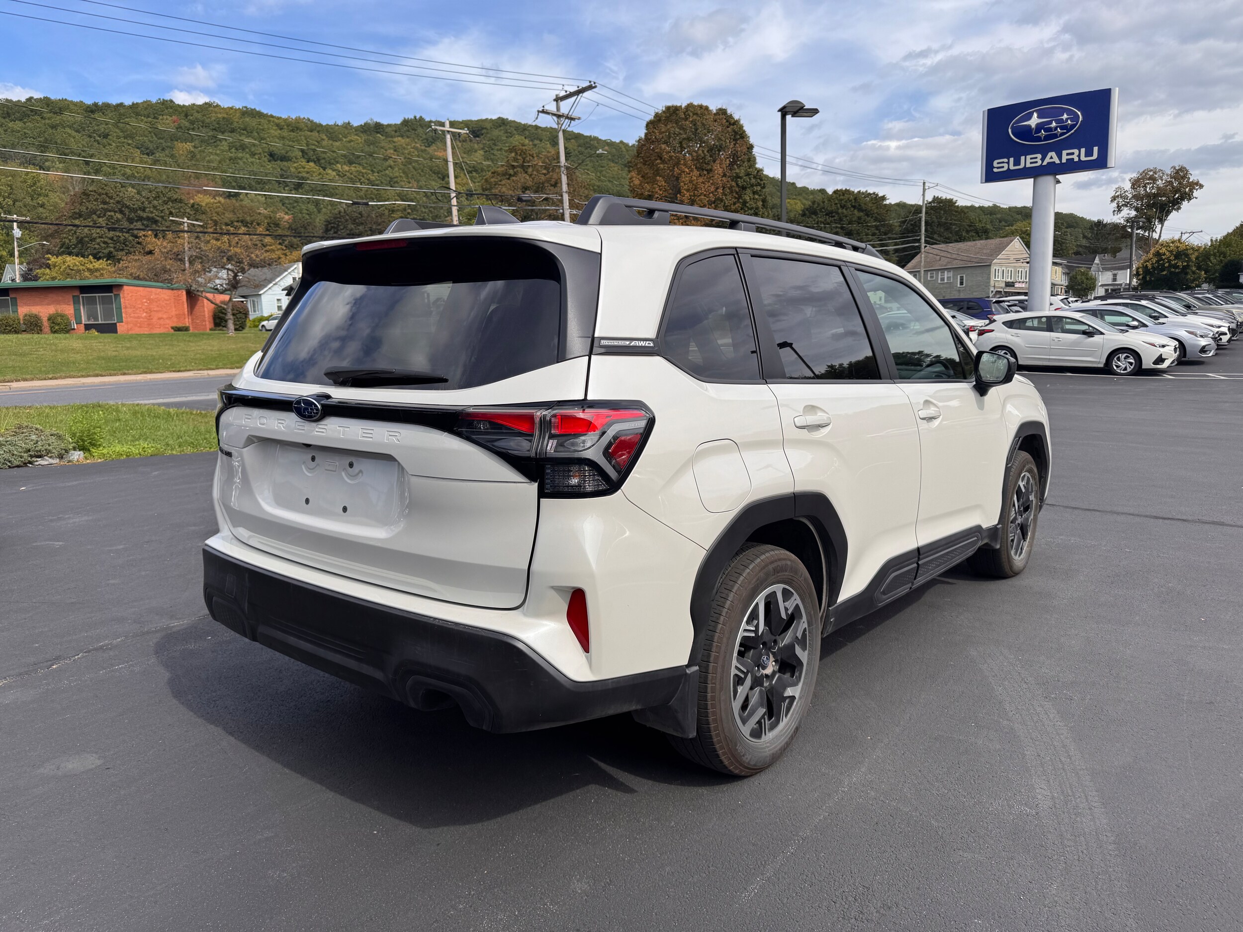 2025 Subaru Forester Premium - Photo 7