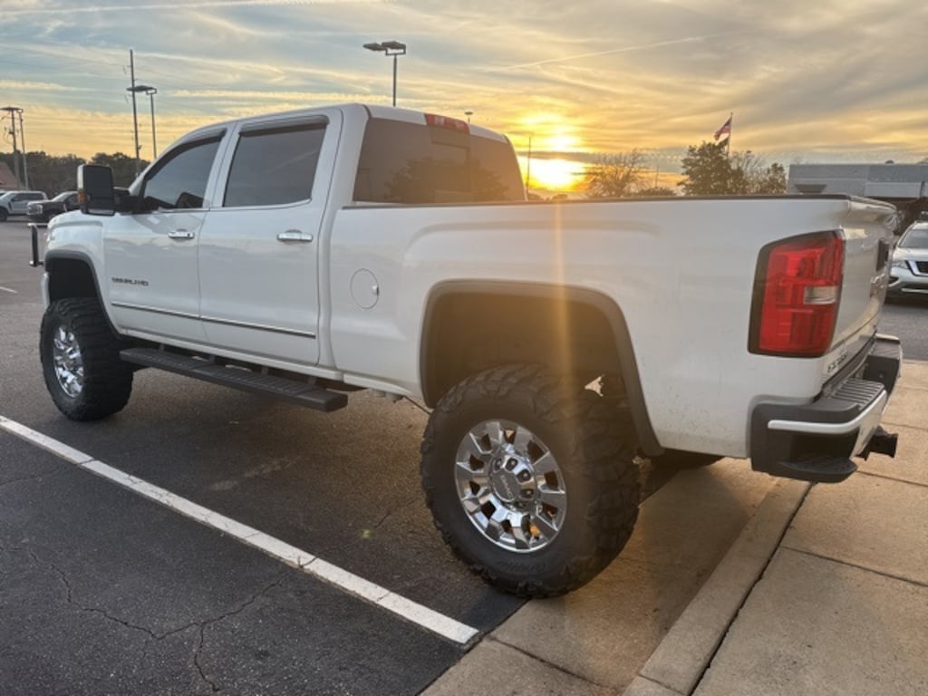 Used 2015 GMC Sierra 3500HD Denali Truck Crew Cab
