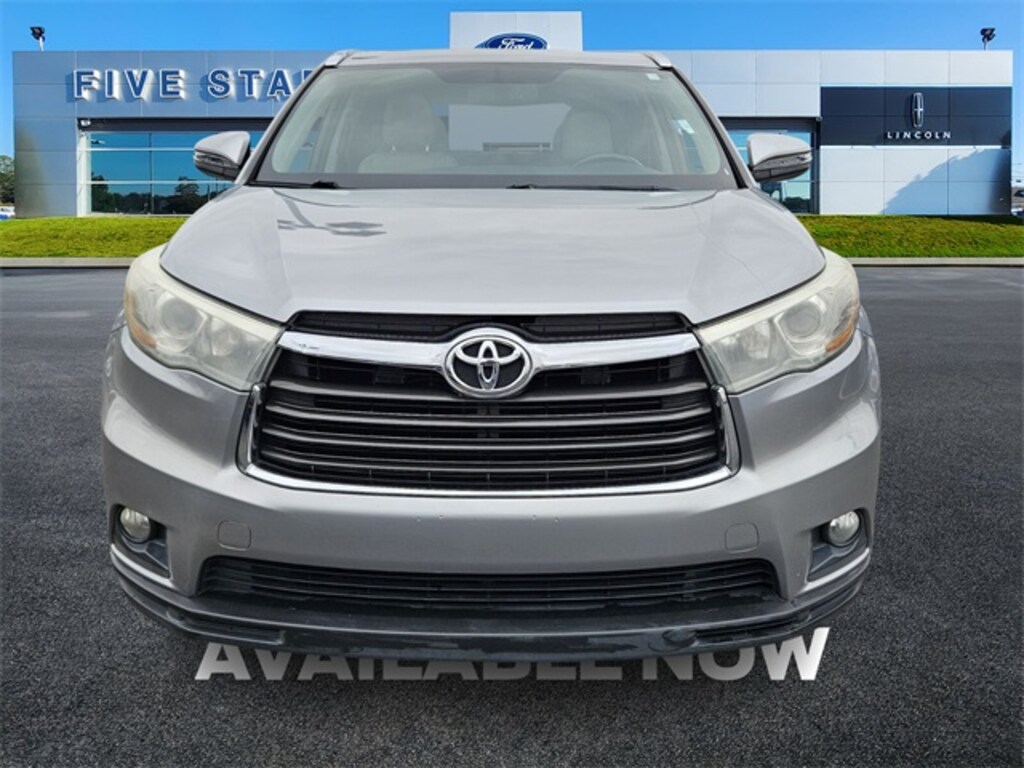 Used 2015 Toyota Highlander XLE V6 SUV
