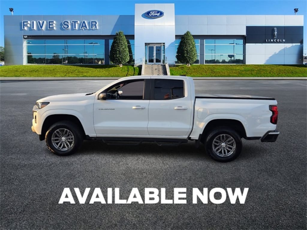 Used 2024 Chevrolet Colorado LT Truck Crew Cab