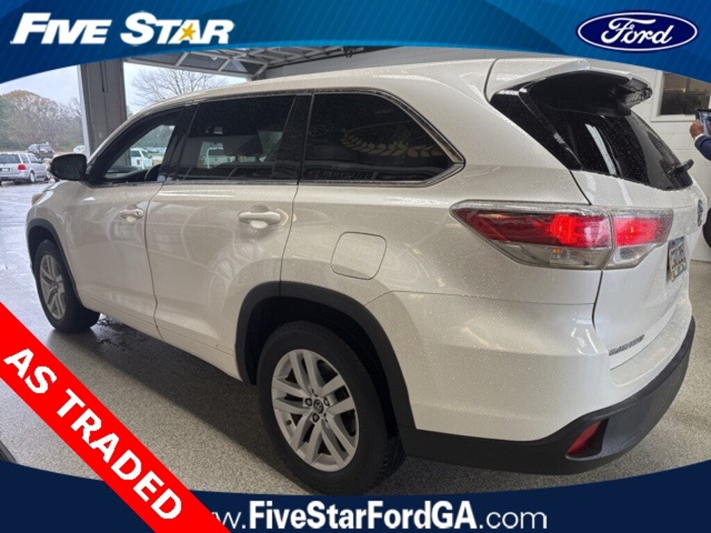 Used 2016 Toyota Highlander LE SUV