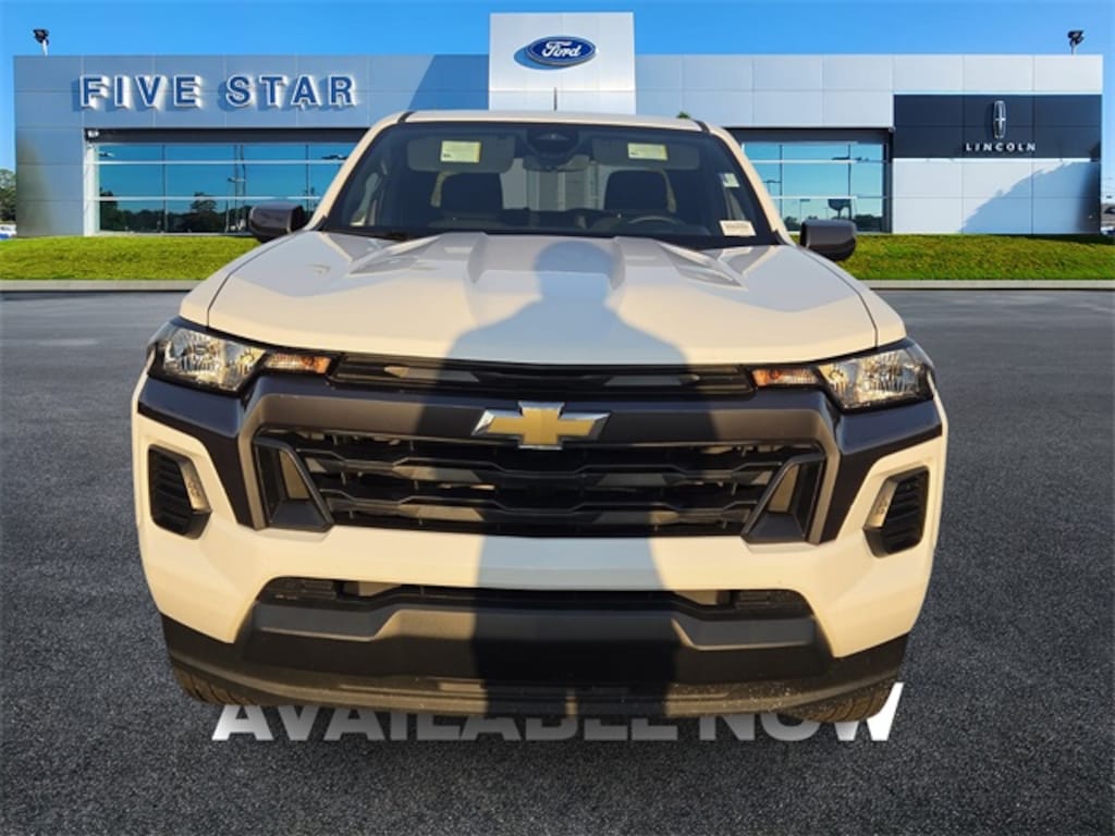 Used 2024 Chevrolet Colorado LT Truck Crew Cab