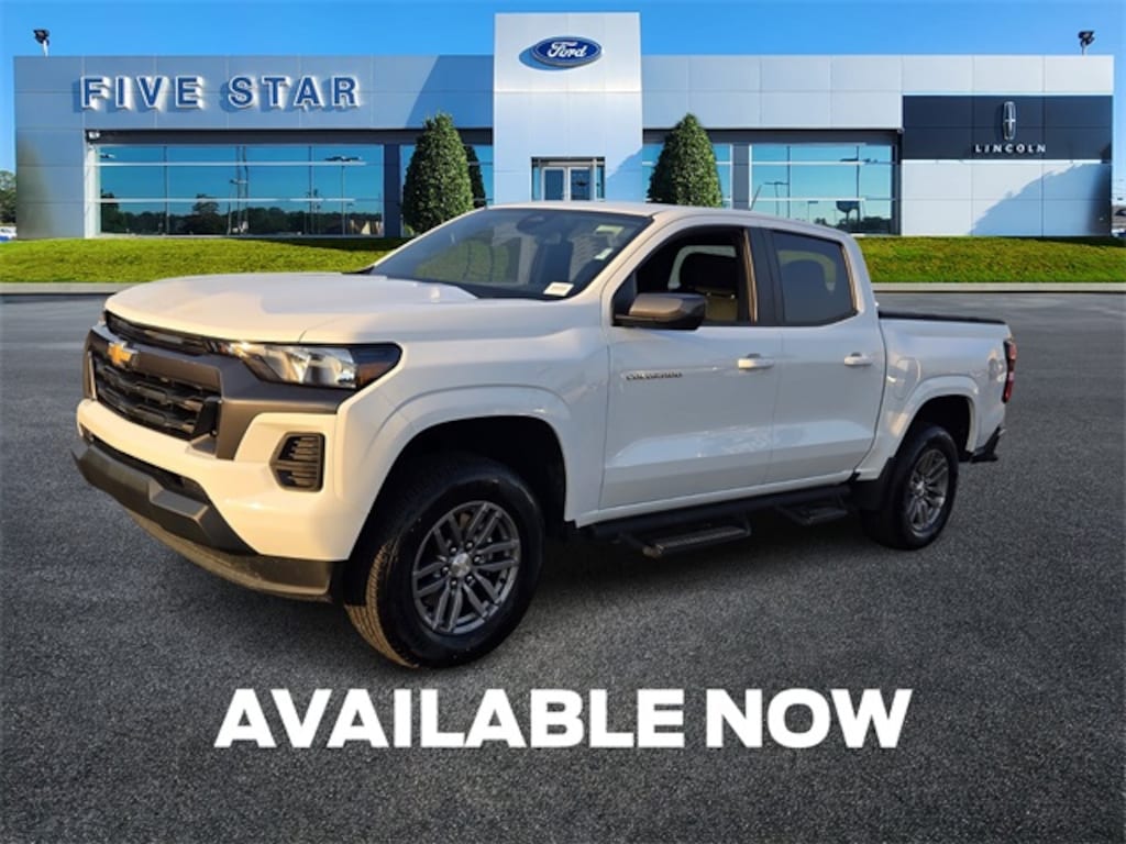 Used 2024 Chevrolet Colorado LT Truck Crew Cab