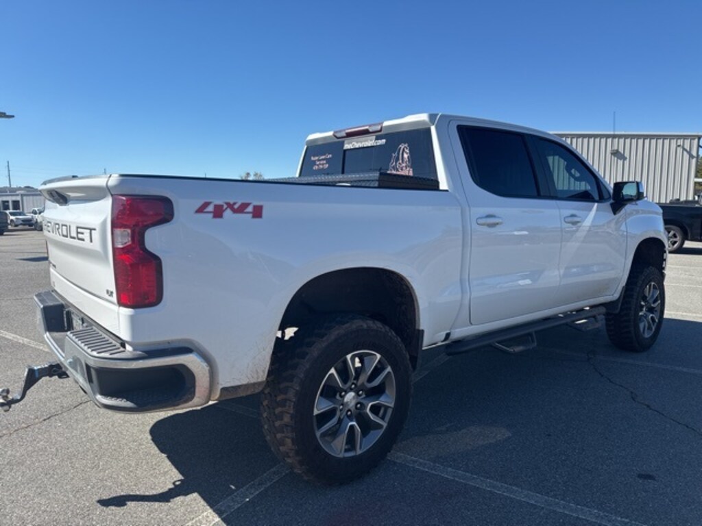 Used 2020 Chevrolet Silverado 1500 LT Truck Crew Cab