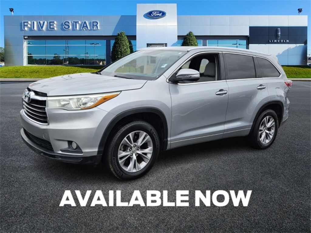 Used 2015 Toyota Highlander XLE V6 SUV