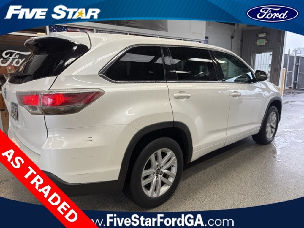 Used 2016 Toyota Highlander LE SUV