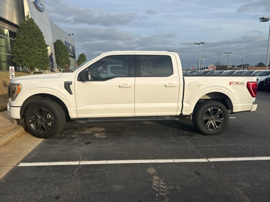 Used 2021 Ford F-150 XLT Truck SuperCrew Cab